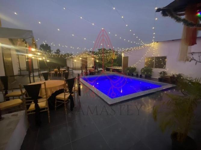 Luxury Farmhouse In Chhatarpur With Pool Nové Dillí Exteriér fotografie