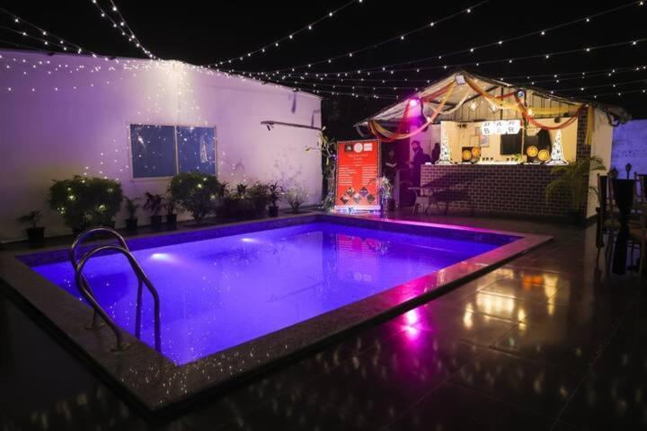 Luxury Farmhouse In Chhatarpur With Pool Nové Dillí Exteriér fotografie