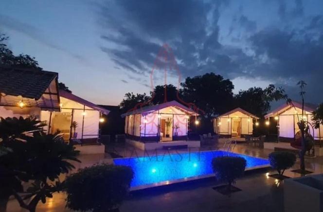 Luxury Farmhouse In Chhatarpur With Pool Nové Dillí Exteriér fotografie